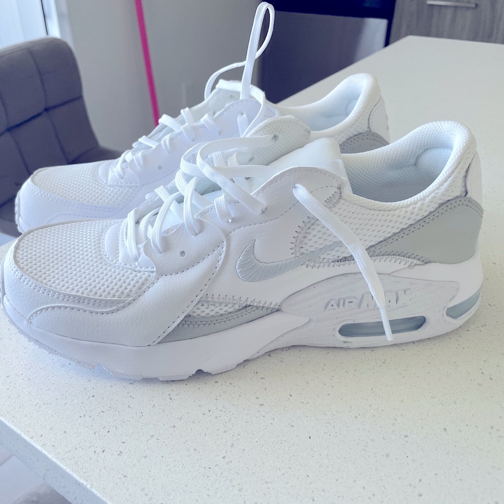 Nike Women's Air Max 90 Casual Running Size 10 White - DH8010-100